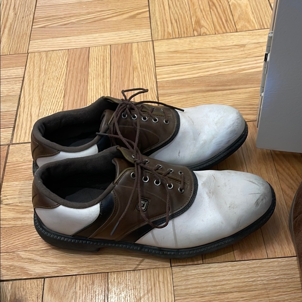 Footjoy FJ Originals Golf Shoes - Men’s US 9 - White/Brown